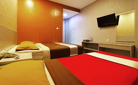 Eve Hotel  2*
